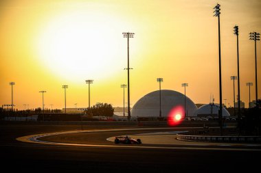 (1) Lando Norris (GBR) - McLaren Mastercard F1 Team - McLaren MCL40 - Mercedes, Bahreyn, Bahreyn 'deki Bahreyn Uluslararası Pisti' nde düzenlenen 2026 FIA Formula 1 Dünya Şampiyonası 'nın sezon öncesi ilk resmi test oturumunun 2. gününde. Üç.-