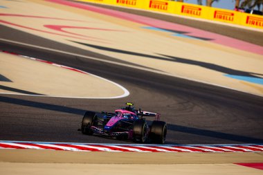 (43) - Franco Colapinto (ARG) - BWT Alpine F1 Team - Alpine A526 - Mercedes, Bahreyn, Bahreyn 'de düzenlenen 2026 FIA Formula 1 Dünya Şampiyonası' nın ilk sezon öncesi ilk resmi test oturumunda. Üç gün sonra.
