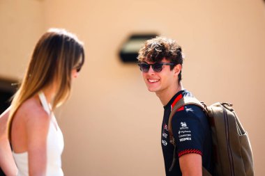 (87) Oliver Bearman (GBR) - Bahreyn, Bahreyn 'deki Bahreyn Uluslararası Pisti' nde düzenlenen 2026 FIA Formula 1 Dünya Şampiyonası 'nın ilk sezon öncesi resmi test oturumunda TGR Haas F1 Team. Febr 'den üç günlük test oturumu