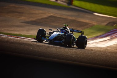 (77) Valtteri Bottas (FIN) - Cadillac Formula 1 Team - Cadillac - Ferrari, Bahreyn 'deki Bahreyn Uluslararası Pisti' nde düzenlenen 2026 FIA Formula 1 Dünya Şampiyonası 'nın ilk sezon öncesi resmi test oturumunda (19 Şubat). Şey...