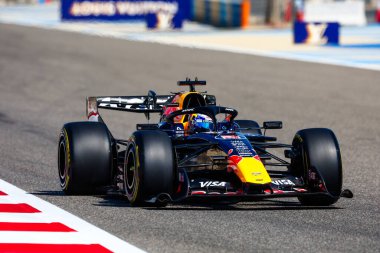 (3) Max Verstappen (NED) - Oracle Red Bull Racing - Red Bull RB22 - Red Bull Ford 2026 FIA Formula 1 Dünya Şampiyonası 'nın ilk resmi sezon öncesi oturumu sırasında Bahreyn, Bahra Uluslararası Pisti' nde gerçekleştirildi.