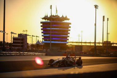 (27) Nico Hulkenberg (GER) - Audi Revolut F1 Team - Audi AR01 - Audi, Bahreyn 'deki Bahreyn Uluslararası Pisti' nde düzenlenen 2026 FIA Formula 1 Dünya Şampiyonası 'nın ilk sezon öncesi resmi test oturumunun olduğu gün (19 Şubat). Üç.