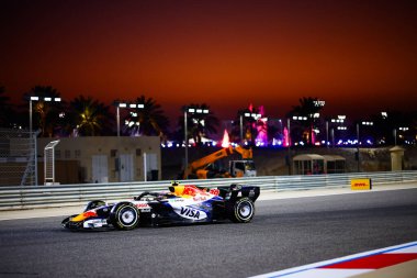 (30) Liam Lawson (NZL) - Bahreyn Uluslararası Pisti 'nde düzenlenen 2026 FIA Formula 1 Dünya Şampiyonası' nın ilk sezon öncesi resmi test oturumunda VCARB03 - Red Bull Ford