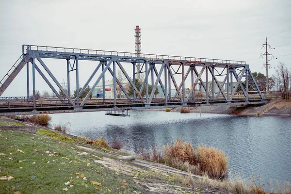 Ponte Ferroviária Sobre Rio Pripyat Chernobyl Estrutura Metálica Suportes Ponte — Fotografia de Stock