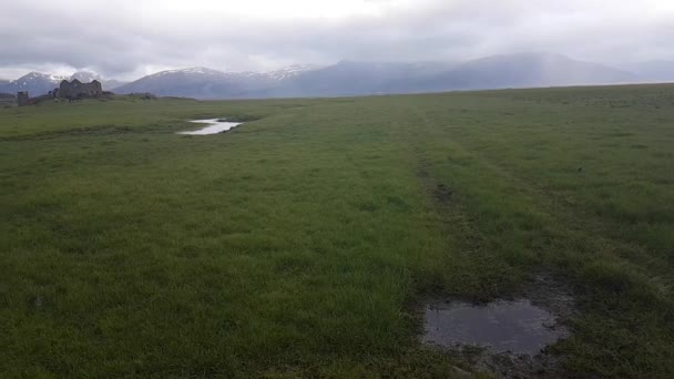 Granja abandonada cerca de Hofn (Islandia ) — Vídeos de Stock