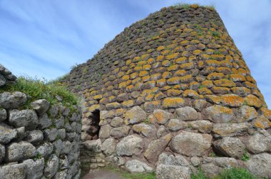 Nuraghe Loza, Sardunya