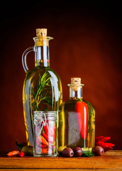 Olive Oil and Pepper — Stock Photo, Image