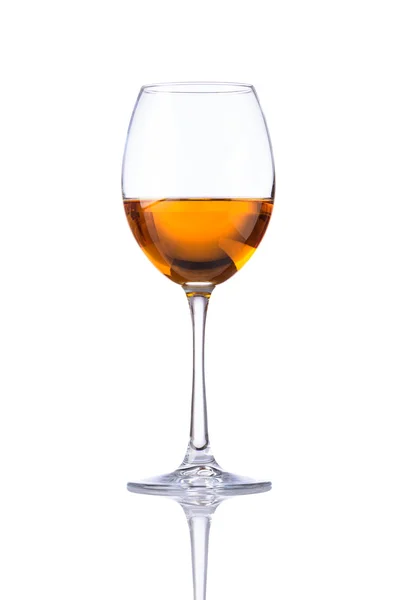Vinho branco de vidro isolado branco — Fotografia de Stock