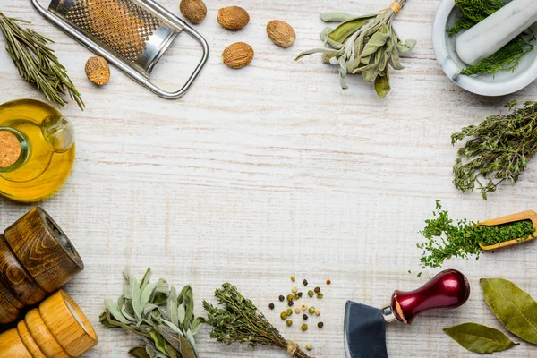 Kuchyňské přísady a byliny rám — Stock fotografie