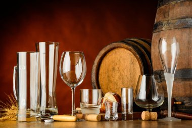 Alkollü içecekler için boş gözlük