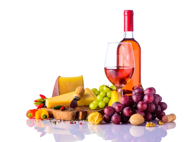 Twardy ser i wino Rose — Zdjęcie stockowe