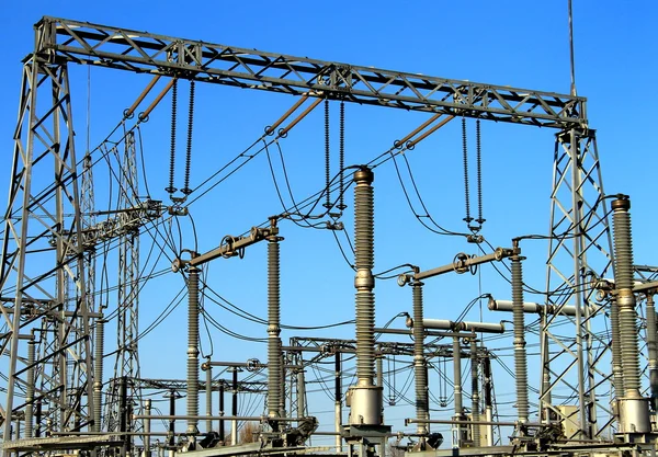 Elektrik alt istasyonlar, güç dönüştürücü.