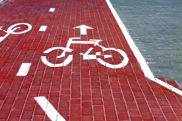 "Radweg" auf dem Gehweg . — Stockfoto