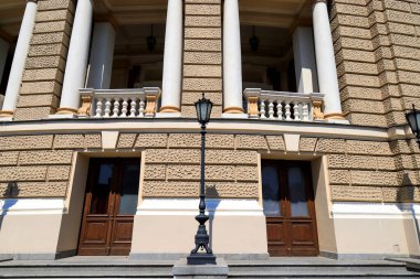 Ukrayna, Odessa 'da halk tiyatrosu inşaatı