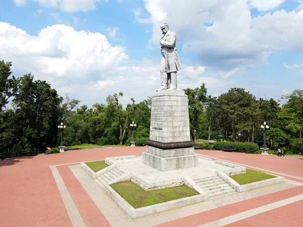 Vue Drone Vieux Monument Poète Ukrainien Taras Chevtchenko Dans Ville — Photo