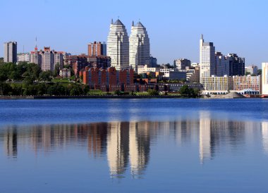 Sabah nehrinde Dnieper, Dnepropetrovsk, Ukrayna.