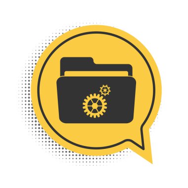 Siyah Dizin ayarları beyaz arkaplanda izole edilmiş dişli simgesi. Yazılım güncellemesi, transfer protokolü, yönlendirici, takım çalışması araç yönetimi kavramı. Sarı konuşma balonu sembolü. Vektör.