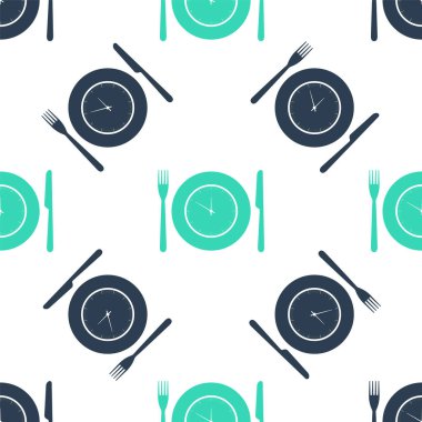 Saat, çatal ve bıçak ikonuna sahip yeşil plaka beyaz arka planda izole edilmiş. Öğle yemeği vakti. Yeme, beslenme düzeni, yemek zamanı ve diyet konsepti. Vektör.