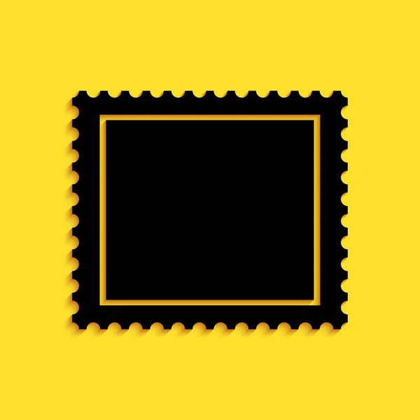 黄色の背景に隔離された黒の郵便切手アイコン 長い影のスタイル ベクトル — ストックベクタ