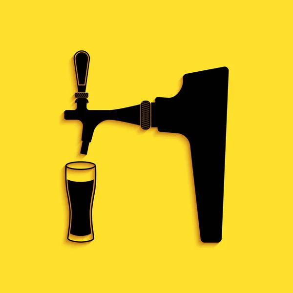 Robinet Bière Noir Avec Icône Verre Isolé Sur Fond Jaune — Image vectorielle
