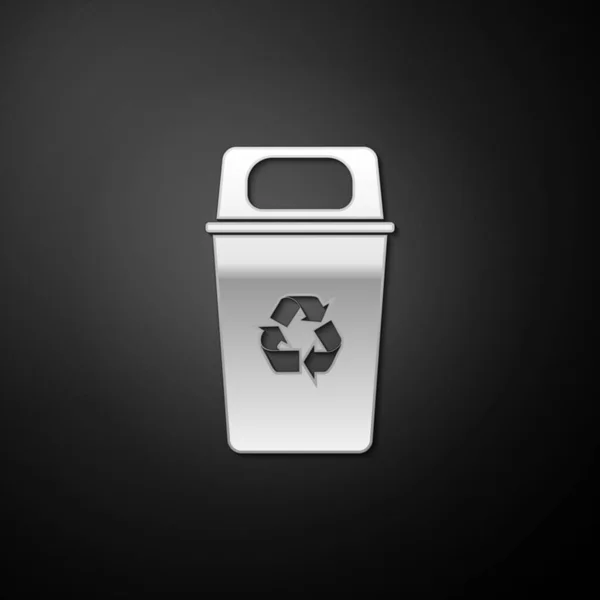 银回收箱与回收符号图标隔离在黑色背景 垃圾可以图标 垃圾箱标志 回收篮标志 长影子风格 — 图库矢量图片