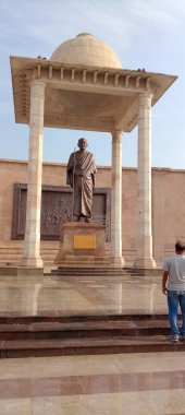 Barselona 'daki anıtın heykeli.