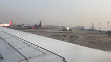 Uçak penceresinden görüntüle