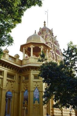 Dünyanın en ünlü simgesi olan kutsal şehrin tapınağı.