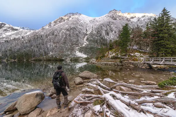 Primera Nieve Los Tatras Polacos Lago Morske Oko —  Fotos de Stock