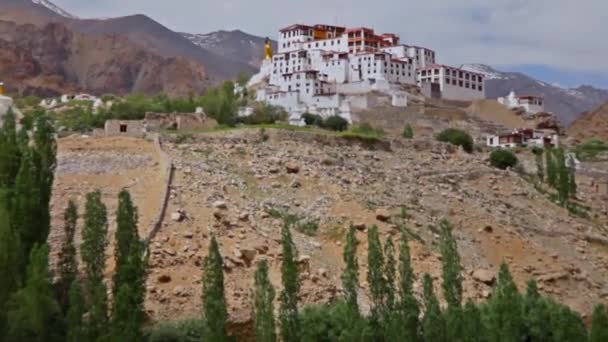 Nézd a tibet-hegy a Himalája hegyi — Stock videók