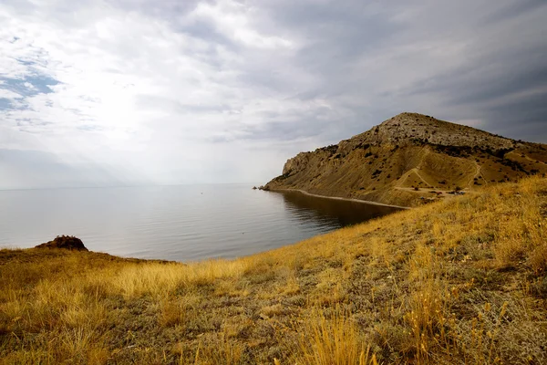 belirsiz hava deniz manzarası