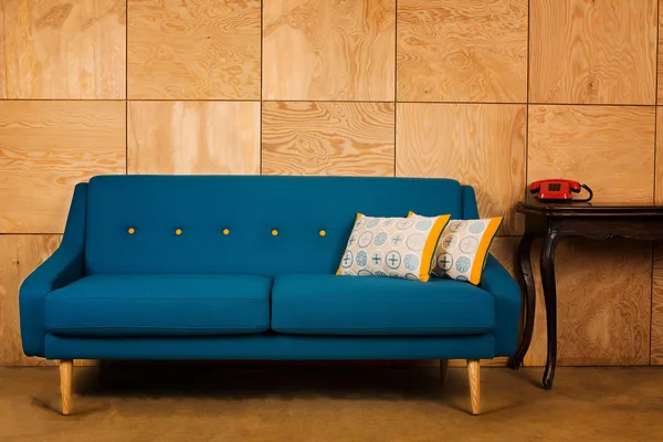İç modern mavi kanepe