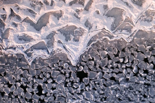 Abstrakte Textur Aus Gebrochenem Weißen Eis Blauem Wasser Der Nähe — Stockfoto