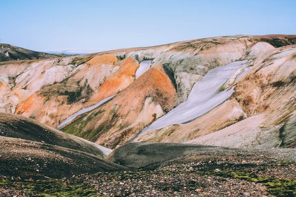 Islandský krajina. Krásné hory a vulkanické oblasti — Stock fotografie