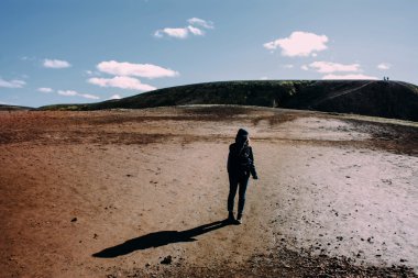 Landmannalaugar, dağ manzarası İzlanda'da yürüyüş