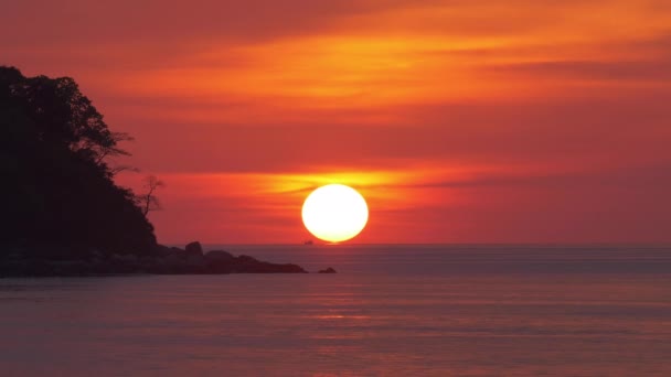 Prachtige tropische zonsondergang — Stockvideo