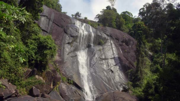 Şelale - yedi kuyu Telaga Tujuh Langkawi, Malezya - 4k — Stok video