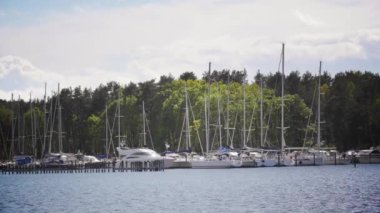 Cinemagraph İsveç - tekneler ve okyanus - hareketli Video arka planda Marina