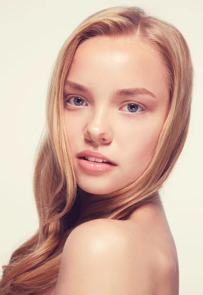 Chica con maquillaje natural —  Fotos de Stock
