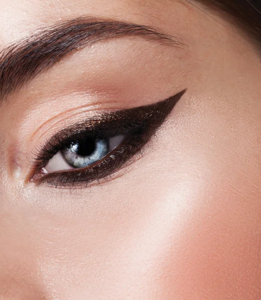 Eye with sexy black liner makeup — Stock Photo, Image