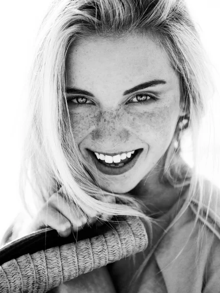 Pretty girl with freckles — Stock Photo, Image