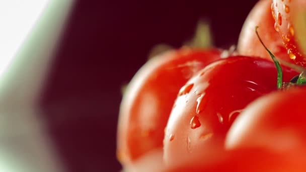 Rijpe tomaten close-up — Stockvideo