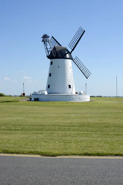 Molino de viento Lytham St Annes —  Fotos de Stock