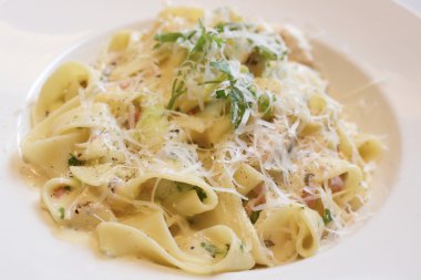 Tagliatelle İtalyan makarna