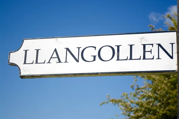 Llangollen wood sign — Stock Photo, Image