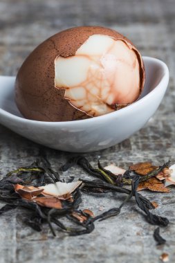 Tea eggs, eggs, food, tea, food, with shell, delicious, wood, ceramic bowl