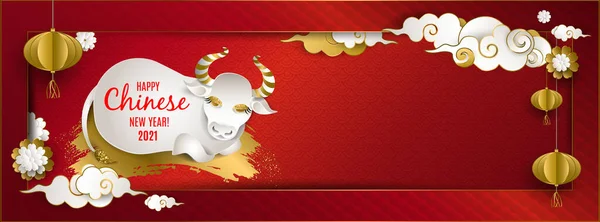 Hyvää kiinalaista uutta vuotta 2021 härän. Banner: valkoinen ja kulta härkä tai lehmä, pilvet, lyhty, kukkia punaisella taustalla. Kansi sosiaalinen verkosto, kortti, juliste, kutsu. Paperityyli Vektoriesimerkki — vektorikuva