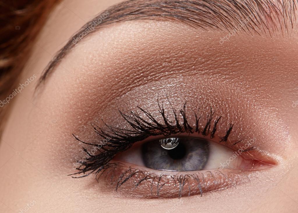 Strzał Makro Piękne Female Oko Z Klasyczny Makijaż Smoky Idealny