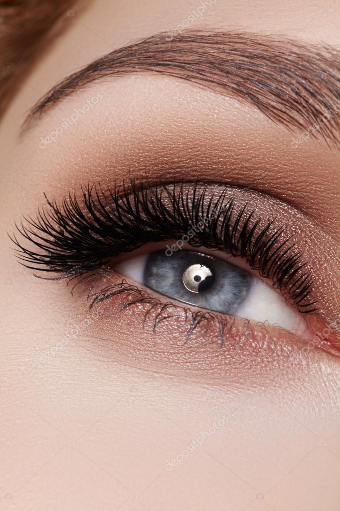 Strzał Makro Piękne Female Oko Z Klasyczny Makijaż Smoky Idealny