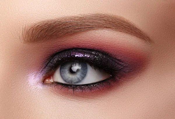 Beautiful Closeup Eye Make Purple Glitter Shadows Fashion Celebrate Makeup — Stock Photo, Image